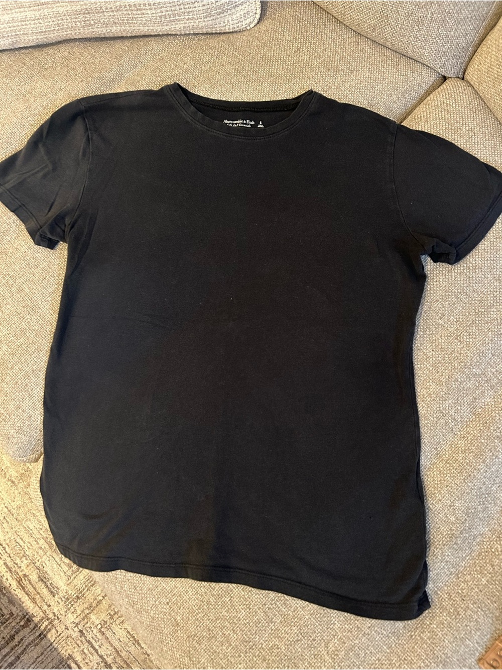 Abercrombie Soft A&F Essentials Black Crewneck T-Shirt, size small